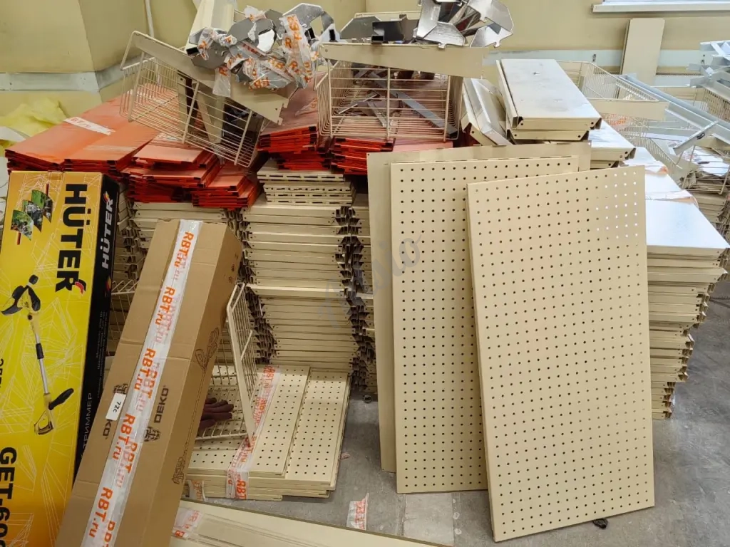 Продам стеллажи для магазина